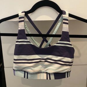 Lululemon sports bra